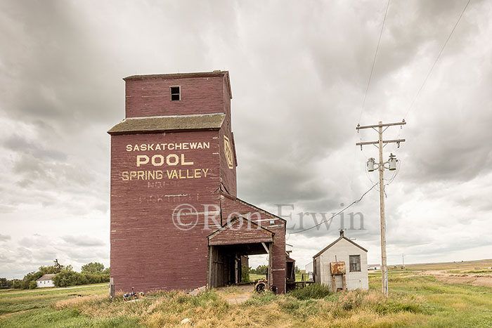 Spring Valley Grain Elevator, Saskatchewan © Ron Erwin