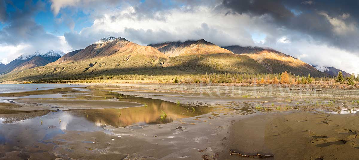 Kluane Lake, Yukon